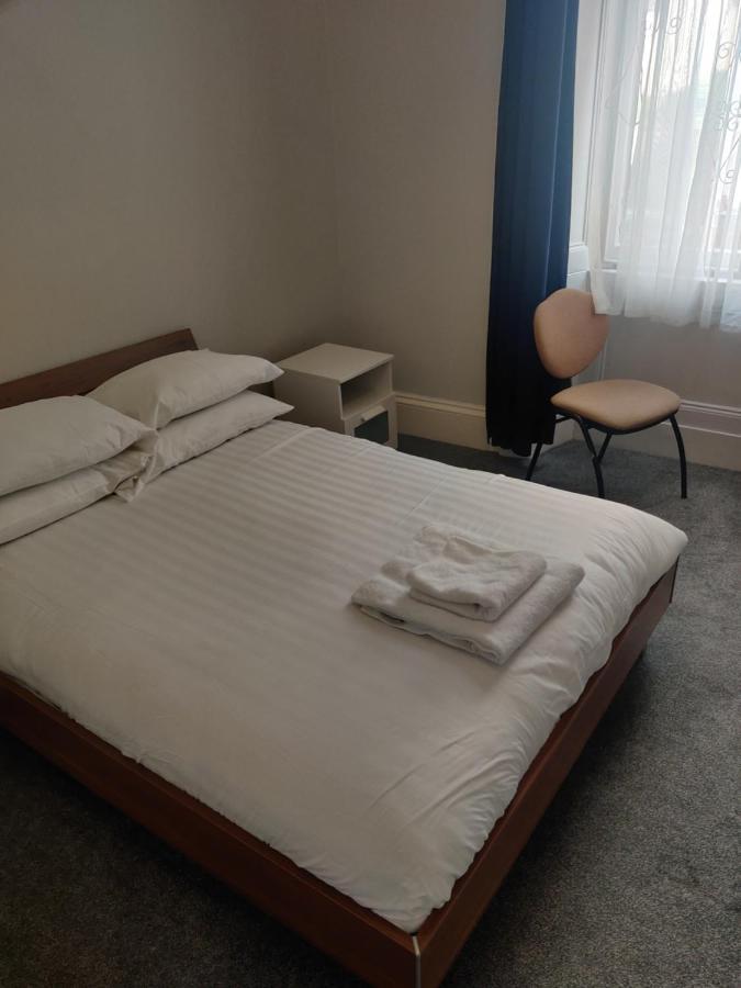 No 1 Westbay Apartment 오반 외부 사진